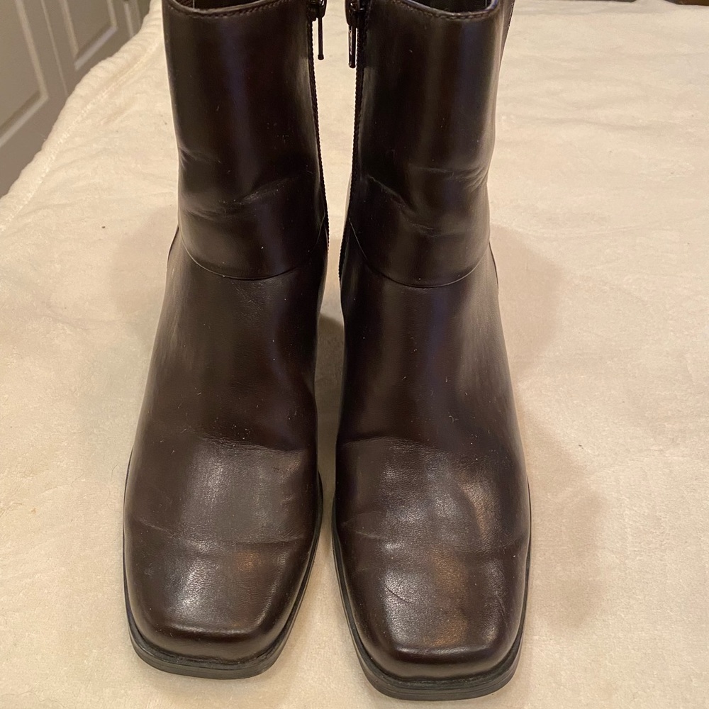 NWOT Nine West booties